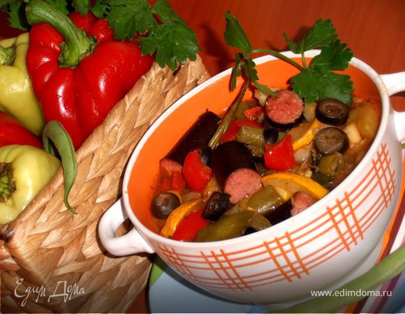 Ароматное рагу с колбасками