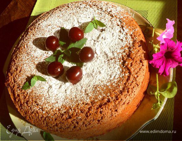 Шоколадный манник с вишней