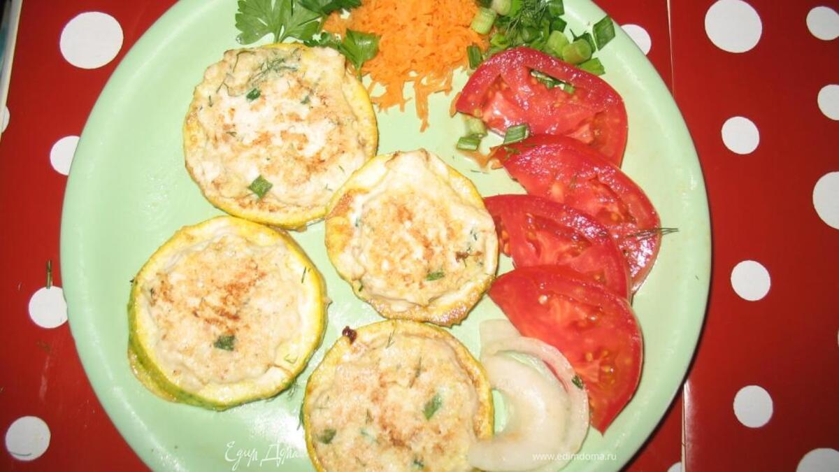 Кабачковые колечки с куриным фаршем или творогом