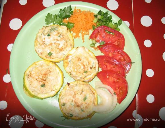 Кабачковые колечки с куриным фаршем или творогом Кабачковые колечки с куриным фаршем или творогом
