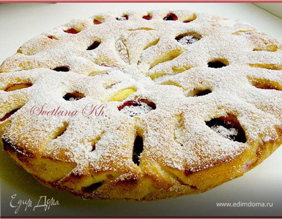 Нежный пирог со сливами и нектаринами Нежный пирог со сливами и нектаринами