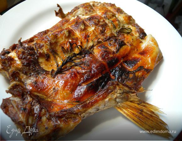 пеленгас с розмарином на углях пеленгас с розмарином на углях