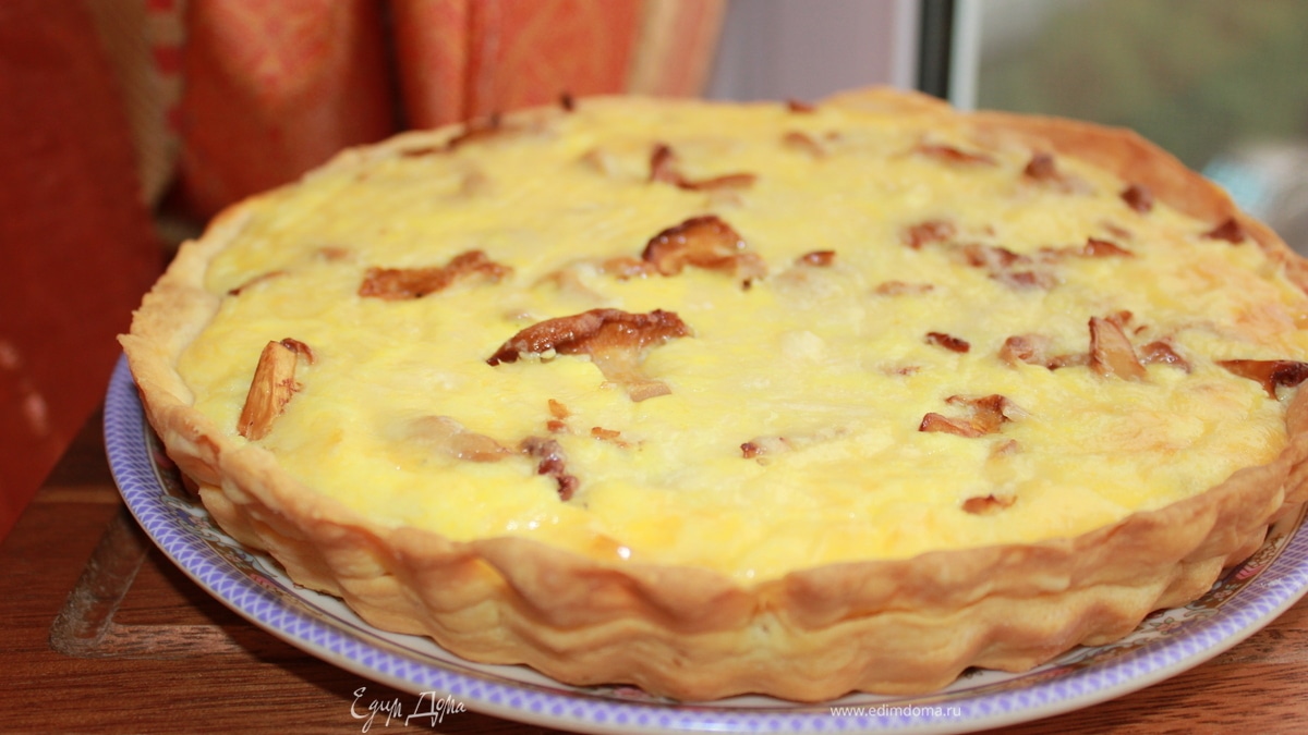 Пирог с лисичками