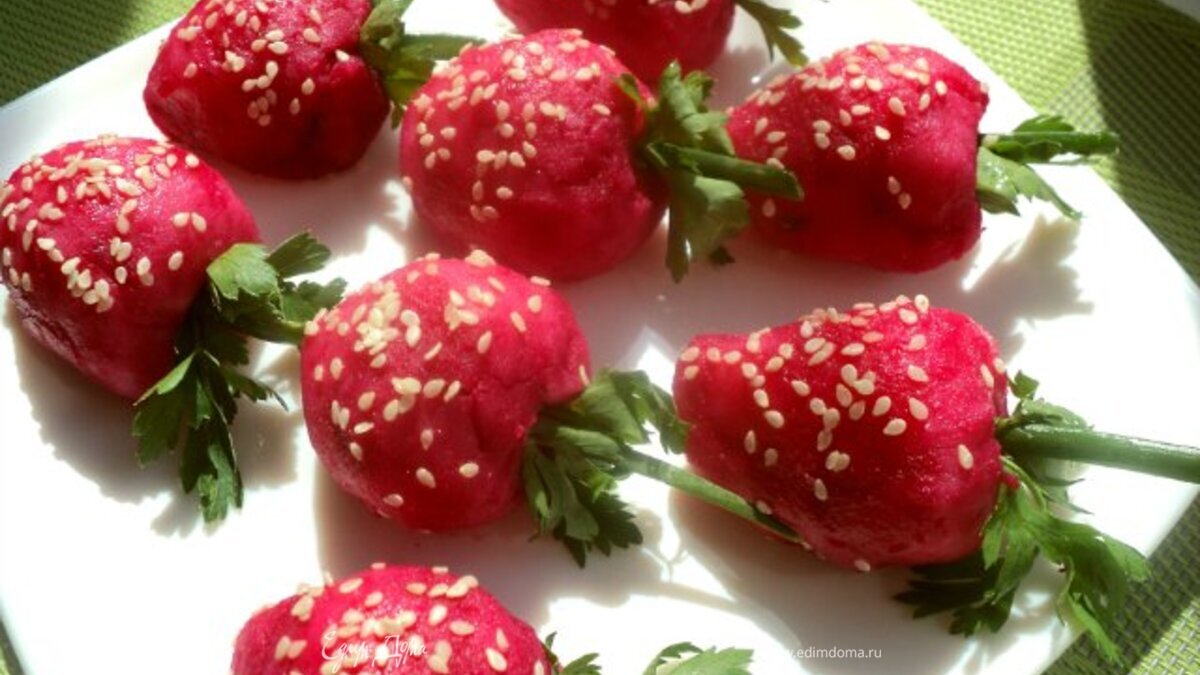 Закуска с сельдью «Клубничка»