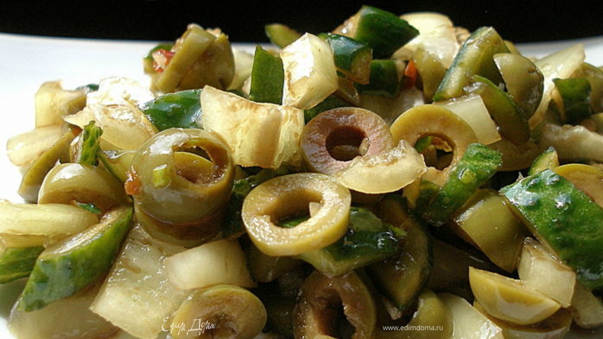 Салат с "битыми" огурцами