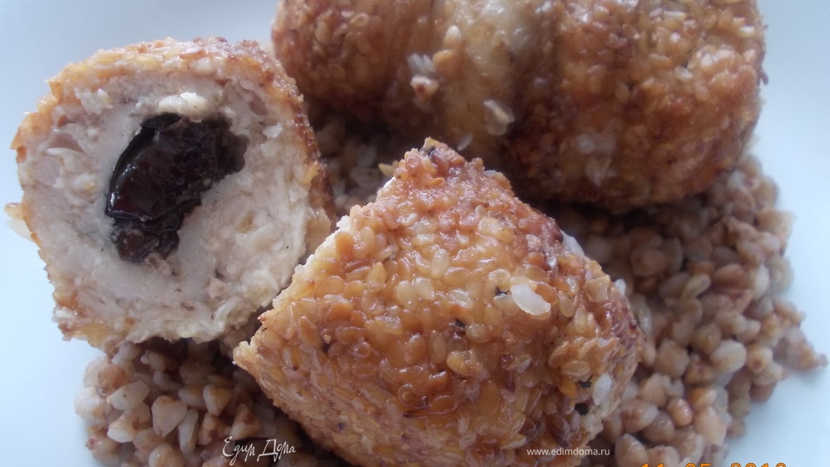 Куриные рулетики с черносливом