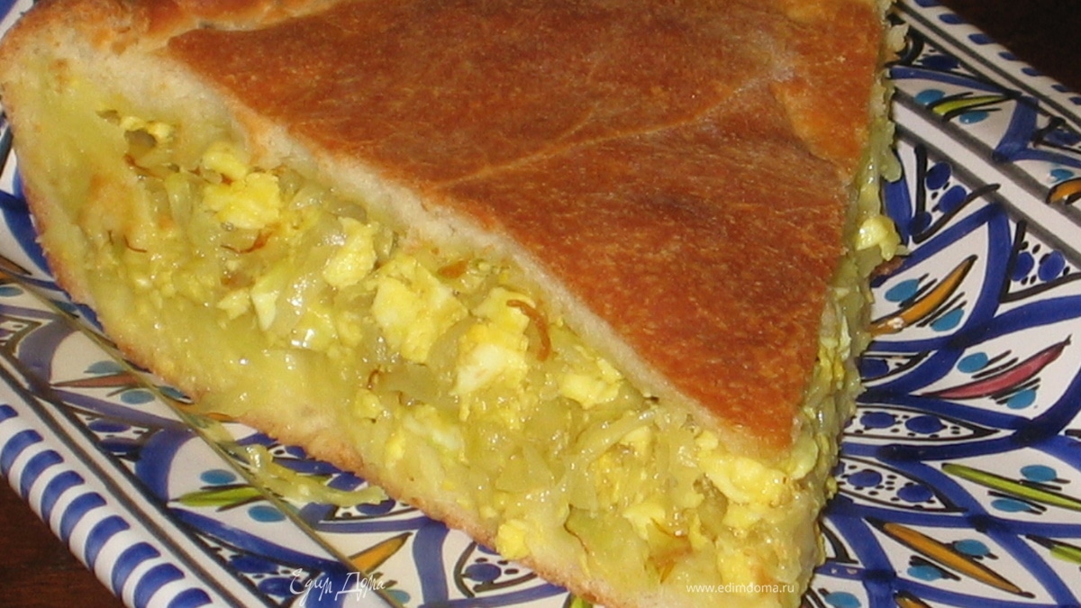 Капустный пирог с шафраном