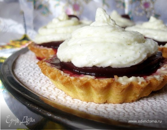 Тарталетки с малиновым желе и рисовым кремом Тарталетки с малиновым желе и рисовым кремом