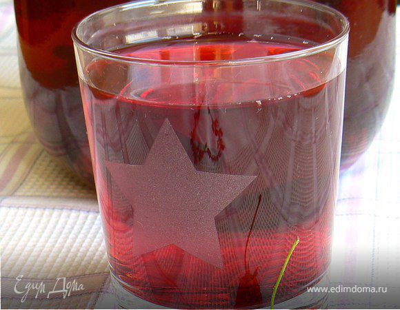 Компот "Ягодное ассорти" Компот "Ягодное ассорти"