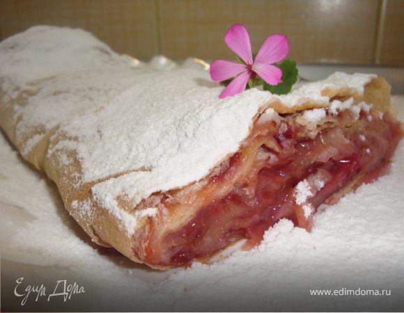 Сливовый штрудель из лаваша Сливовый штрудель из лаваша