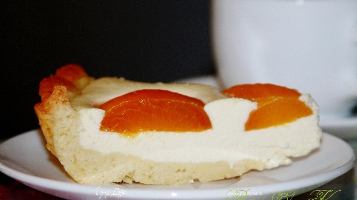 Творожный пирог с абрикосами