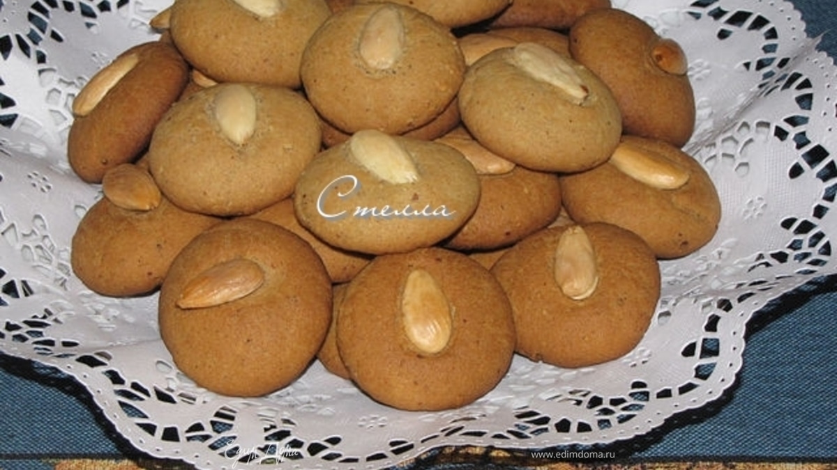 Миндальное печенье с корицей и имбирем