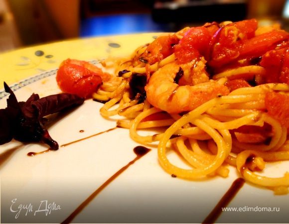 Паста с креветками и томатами черри Паста с креветками и томатами черри