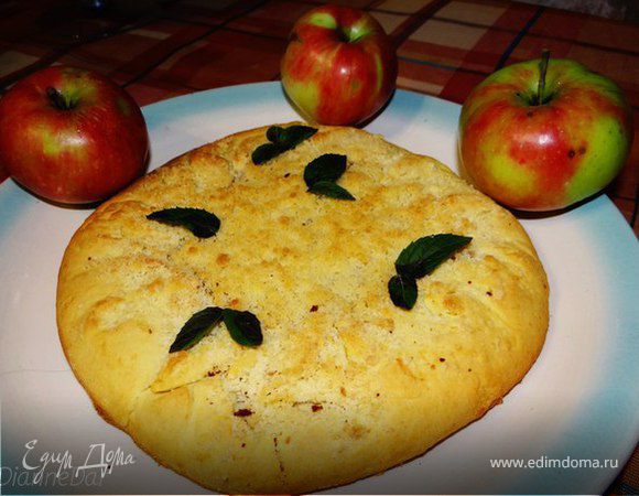Галета с карамелизированными яблоками