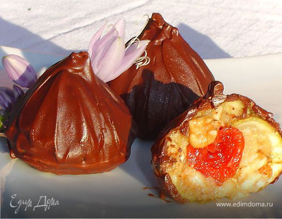 Трюфели с инжиром, орехами, вялеными вишнями 