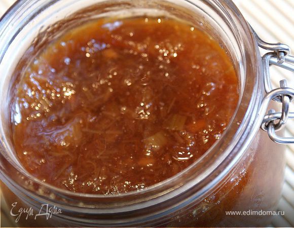 Варенье из ревеня с зелеными яблоками и имбирем Варенье из ревеня с зелеными яблоками и имбирем