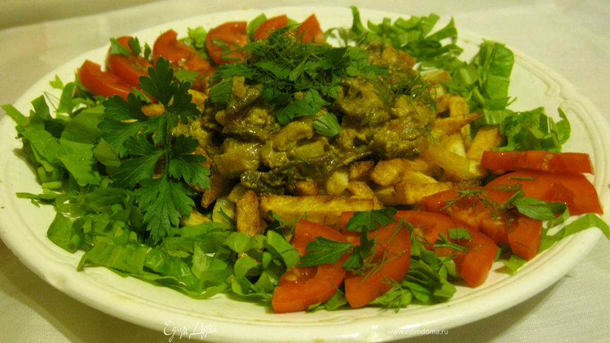 Тушеные грибы с курицей