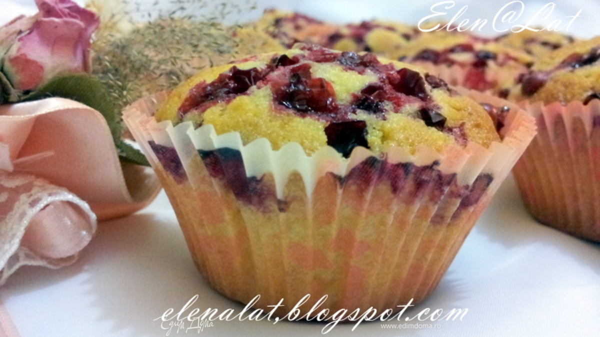 Апельсиновые кексы с брусникой