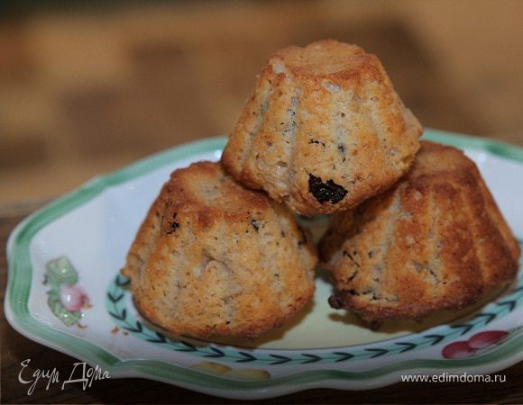 Ароматные маффины с яблоками и изюмом Ароматные маффины с яблоками и изюмом