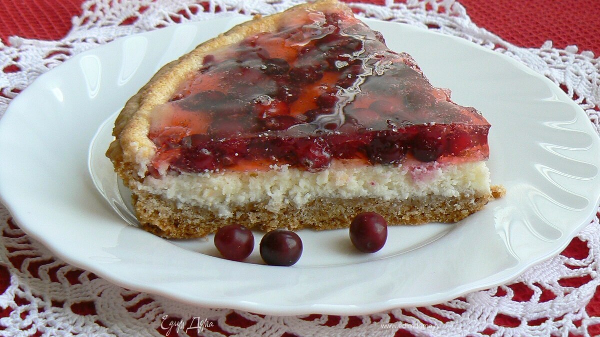Клюквенный тарт с творожным сыром