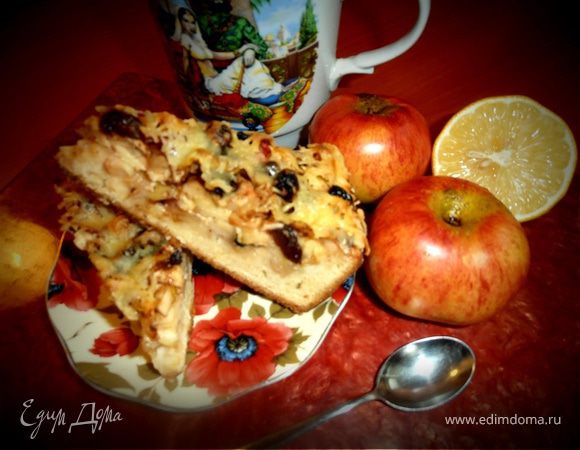 Пирог яблочный с сыром