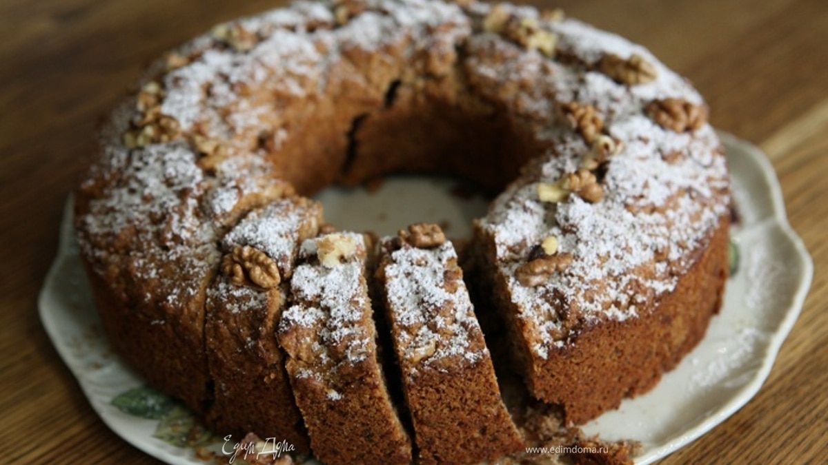 Кофейный пирог с грецкими орехами