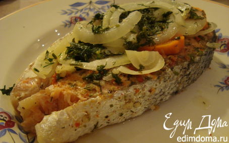 Рецепт Стейк лосося, запеченного в фольге «HomeQueen» с овощами