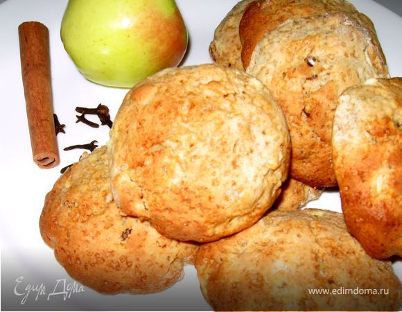 Печенье с яблоками и изюмом Печенье с яблоками и изюмом