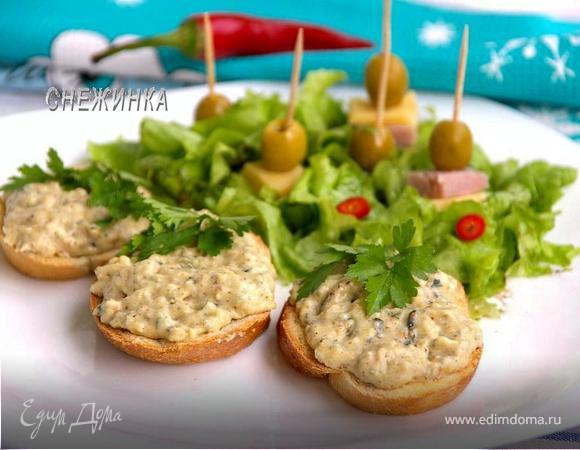 Сырный паштет из цукини с миндалем Сырный паштет из цукини с миндалем