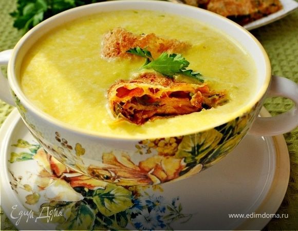Крем-суп из тыквы с сырными рулетиками