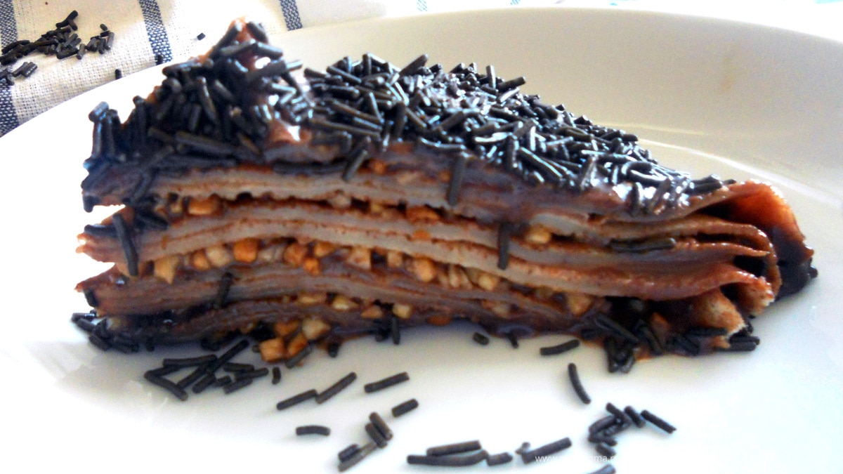 Блинный пирог в стиле "Бригадейро"