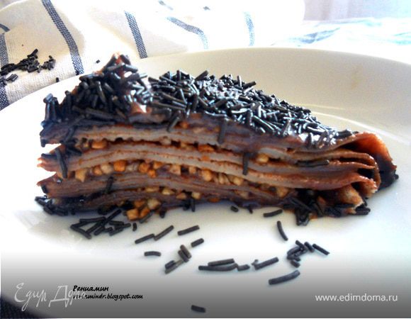 Блинный пирог в стиле "Бригадейро" Блинный пирог в стиле "Бригадейро"