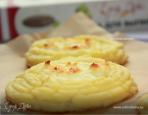 Картофельные ватрушки с творожно-сырной начинкой. "HomeQueen Corporation" Картофельные ватрушки с творожно-сырной начинкой. "HomeQueen Corporation"