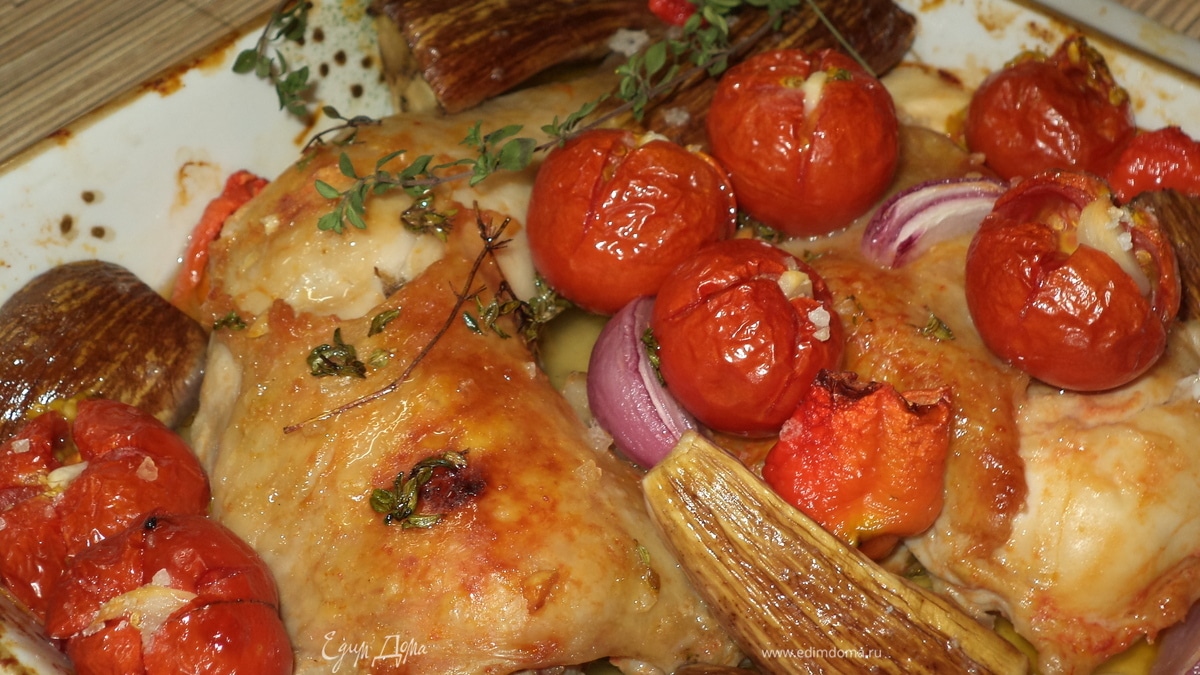 Курочка, запеченная с овощами