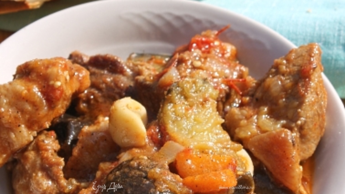 Свинина с овощами в казане