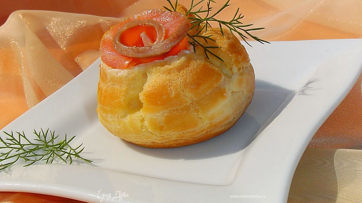 Профитроли с красной рыбой. Готовим вместе с "HomeQueen Corporation"