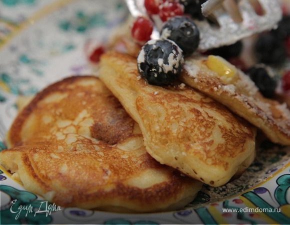 Фруктовые оладьи на кефире Фруктовые оладьи на кефире