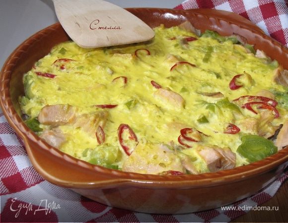 Гратен из форели и лука-порея с кокосовым молоком Гратен из форели и лука-порея с кокосовым молоком