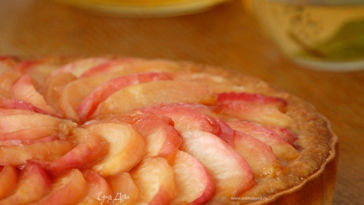 МИНДАЛЬНЫЙ ТАРТ С КАРАМЕЛИЗОВАННЫМИ НЕКТАРИНАМИ (ГОТОВИМ С «HOMEQUEEN»)