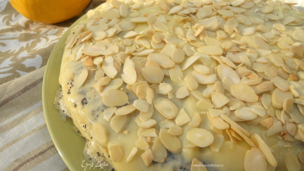 Маковый блинный пирог с лимонно-лаймовым курдом (кёрдом)