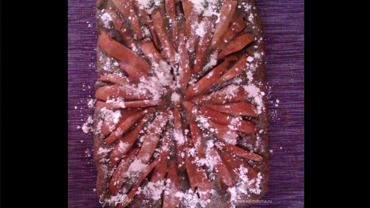 Маково-кокосовый пирог с грушами