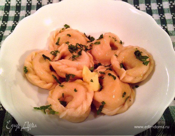 Равиоли с брынзой и зеленью Равиоли с брынзой и зеленью