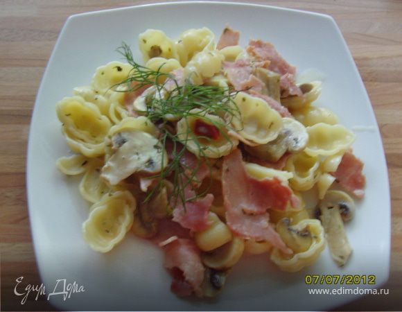 паста с грибами и ветчиной паста с грибами и ветчиной