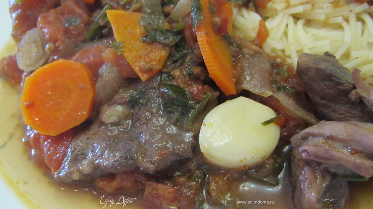 Баранина, тушенная в вине