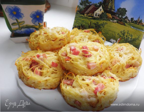 Гнездышки с беконом Гнездышки с беконом