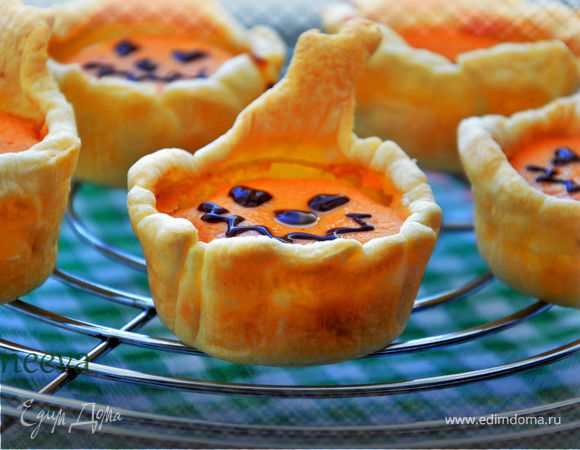 Мини-пироги "Тыковки-страшилки" с тыквой и творогом к "НALLOWEEN"