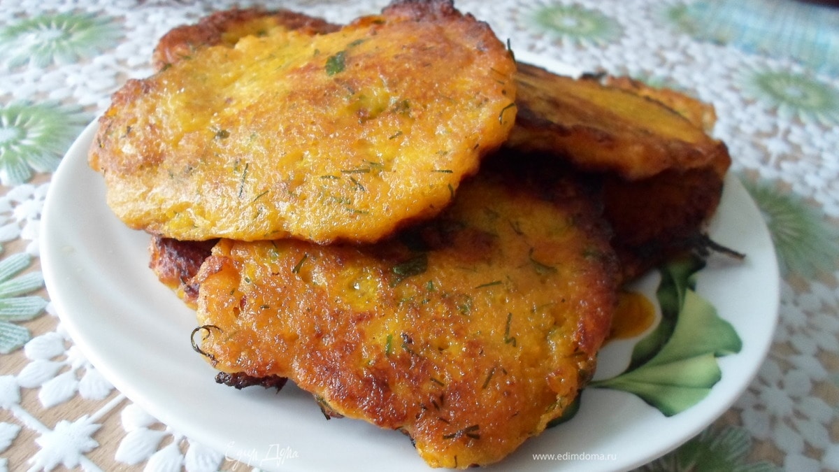 драники из тыквы с чесноком