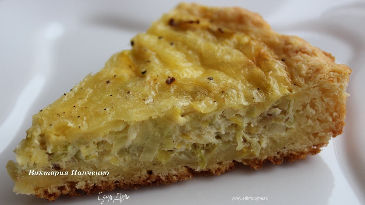 Творожный киш с луком-пореем