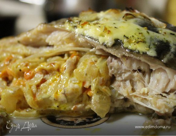 Карп, запеченный с овощами Карп, запеченный с овощами