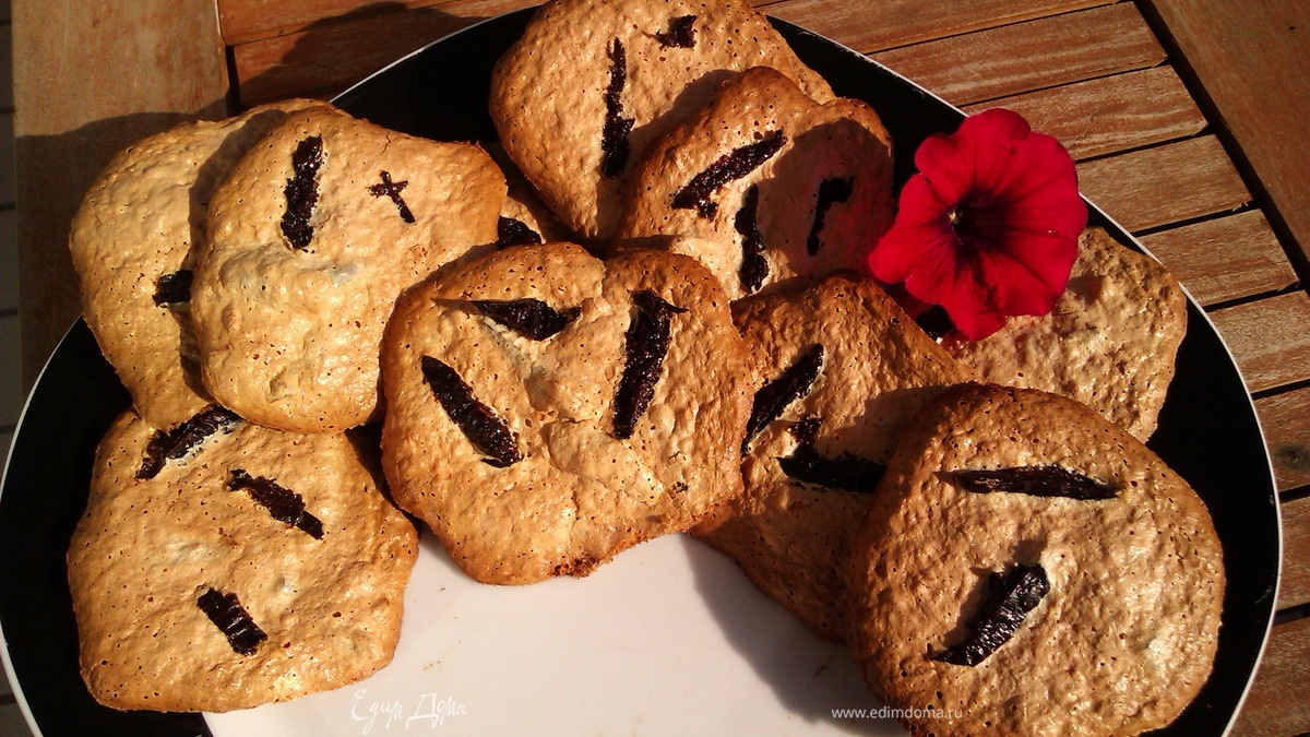 Тигровое мягкое печенье с черносливом